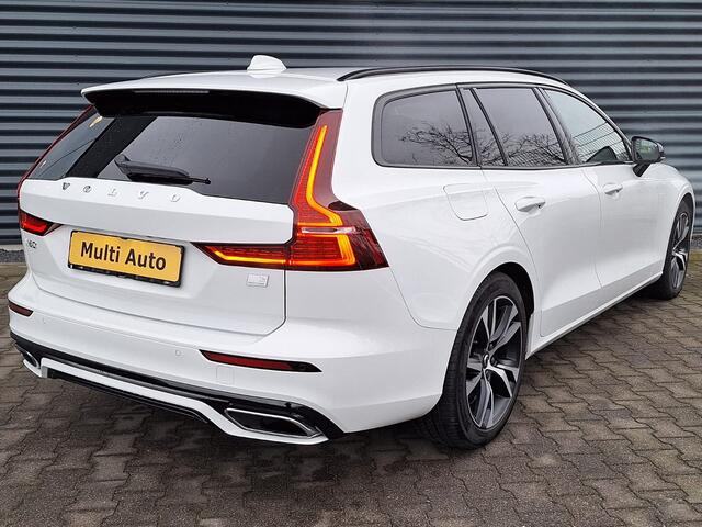 Volvo V60 2.0 T6 Recharge AWD R-Design Plug In Hybrid | PHEV | Carplay | Camera | Navi | Cruise Control | DAB | Spraakbediening |