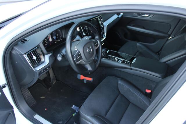 Volvo V60 2.0 T6 Twin Engine AWD Panoramadak Inscription Chrystal White Full-Led Camera