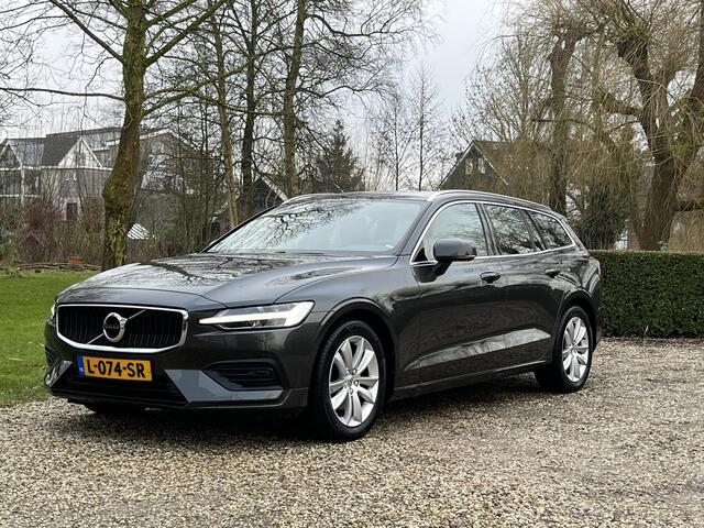 Volvo V60 B3 Momentum Business, Camera, Leer, Trekhaak