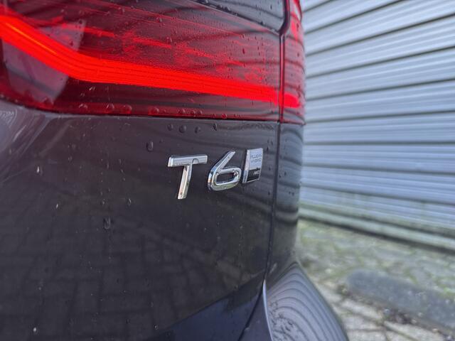 Volvo V60 2.0 T6 Plug-in hybrid AWD Plus Dark / 360° Camera / Audio by Harman Kardon / Elektrisch glazen panorama-dak / Blis /