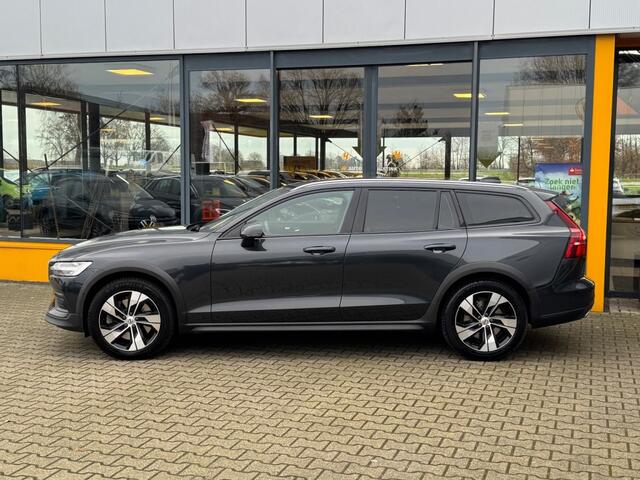 Volvo V60 Cross Country 2.0 T5 AWD Pro - Panoramadak - leer - camera