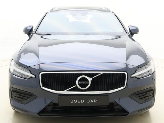 Volvo V60 T5 252PK / Panorama dak / Standkachel / Elektr. stoelen / Lederen bekleding / H&K / Stoel/- en stuurverwarming /