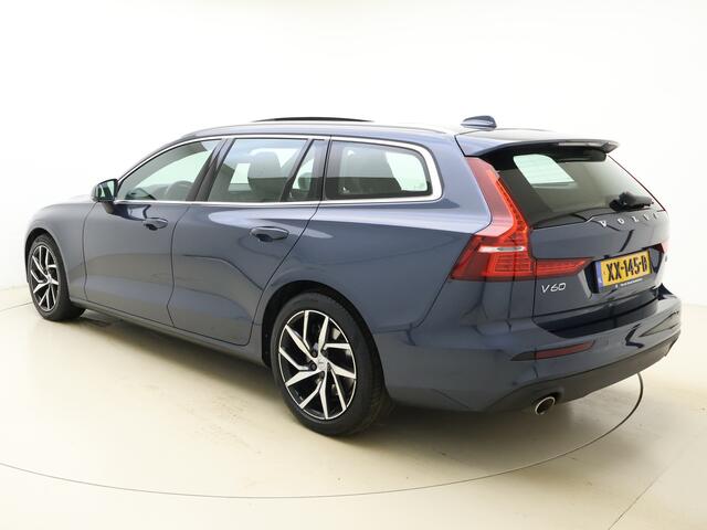 Volvo V60 T5 252PK / Panorama dak / Standkachel / Elektr. stoelen / Lederen bekleding / H&K / Stoel/- en stuurverwarming /