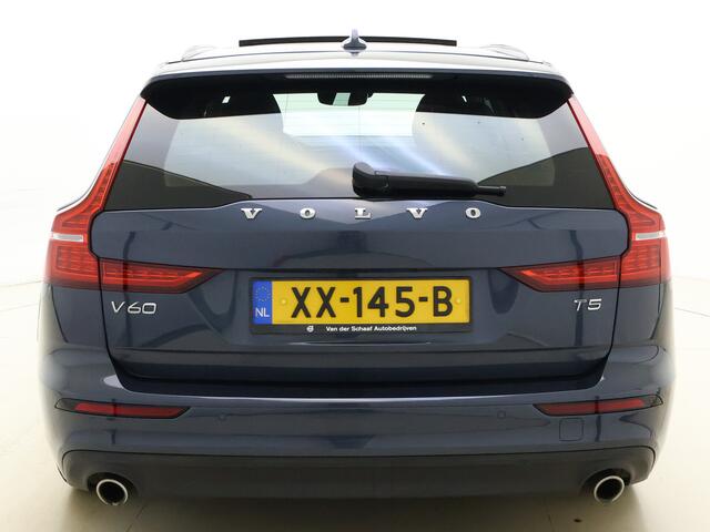 Volvo V60 T5 252PK / Panorama dak / Standkachel / Elektr. stoelen / Lederen bekleding / H&K / Stoel/- en stuurverwarming /