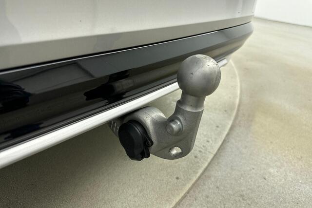 Volvo V60 T6 Automaat Plug-in hybrid AWD Plus Dark Volvo V60 T6 Automaat Plug-in hybrid AWD Plus Dark