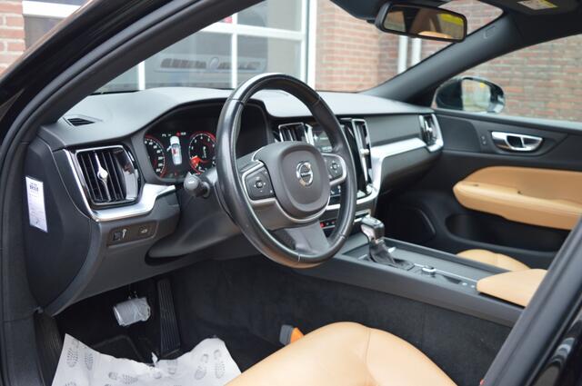 Volvo V60 2.0 T5 Momentum | AUT - PANODAK - NAVI