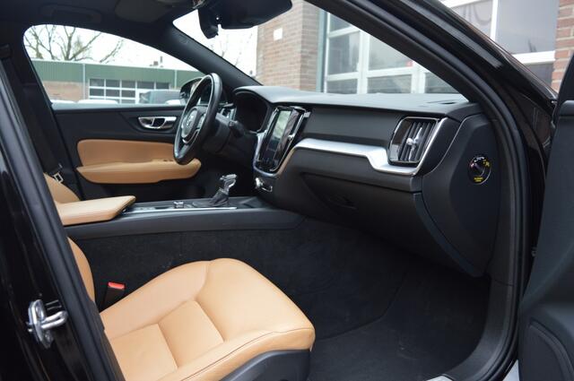 Volvo V60 2.0 T5 Momentum | AUT - PANODAK - NAVI