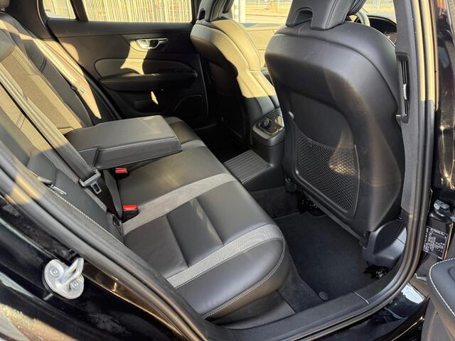 Volvo V60 2.0 T6 350 pk Recharge AWD Plus Dark Long Range