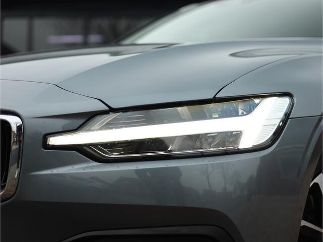Volvo V60 2.0 D3 Momentum Automaat | Applecarplay | Navigatie | Elektrische kofferklep