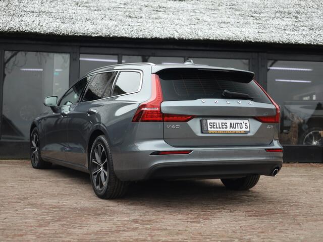 Volvo V60 2.0 D3 Momentum Automaat | Applecarplay | Navigatie | Elektrische kofferklep