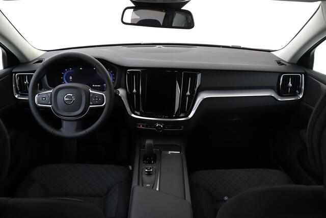 Volvo V60 B3 (M-HYBRID) ESSENTIAL EDITION -CLIMATE|CRUISE|CAMERA|CARPLAY