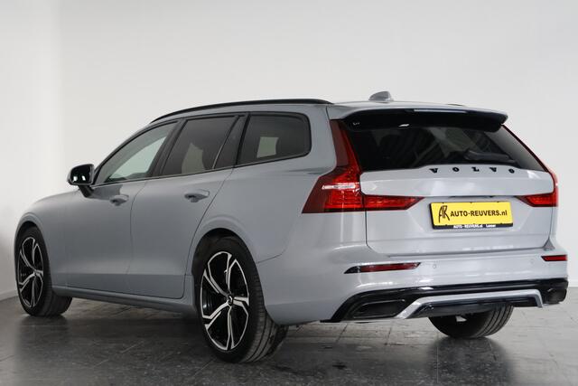 Volvo V60 2.0 B3 Core Edition / LED / Leder / Pilot Assist / CarPlay / DAB