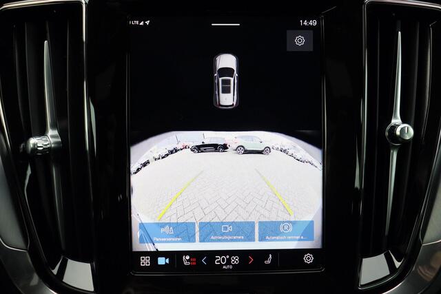 Volvo V60 B4 Essential Edition - IntelliSafe Assist & Surround - Parkeercamera achter - Verwarmde voorstoelen, stuur & achterbank - Parkeersensoren voor & achter - Draadloze tel. lader - Elektr. verstelbare lendesteunen - 17' LMV