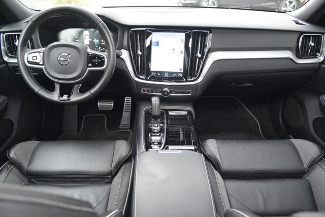 Volvo V60 T8 390PK AWD R-Design Inscription met Pano/Carplay