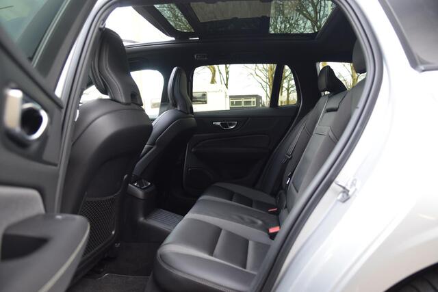 Volvo V60 T8 390PK AWD R-Design Inscription met Pano/Carplay