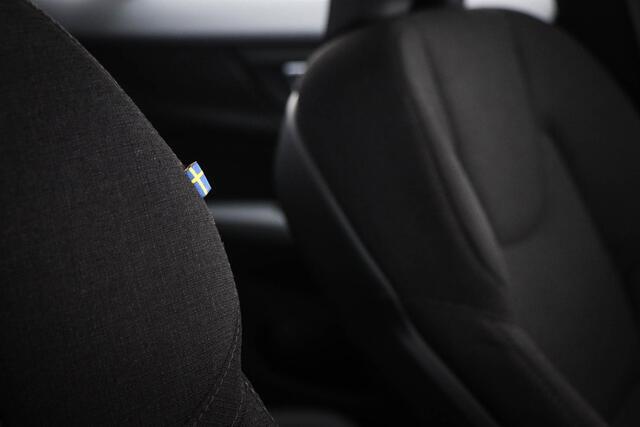 Volvo V60 2.0 B3 Momentum Advantage | PARK ASSIST PACK | LED | DAB | APPLE | CAMERA