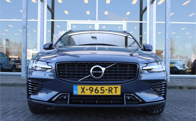 Volvo V60 T8 Recharge AWD R-Design 455PK | Long Range | Trekhaak | Camera | H&K Adio | Verw. Voorruit