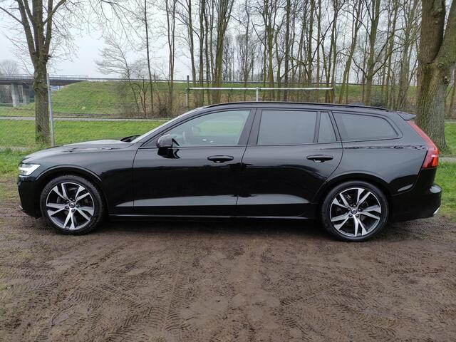 Volvo V60 2.0 B4 R-Design 200pk AUTOMAAT | ADAP CRUISE | HAAK | DODEHOEK | NAVI |