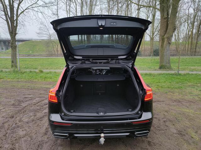 Volvo V60 2.0 B4 R-Design 200pk AUTOMAAT | ADAP CRUISE | HAAK | DODEHOEK | NAVI |