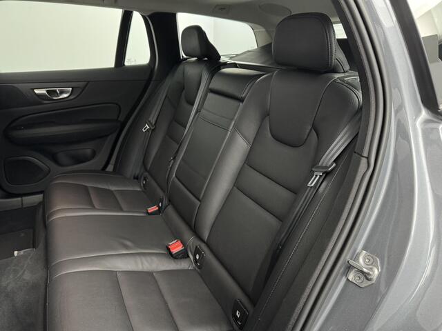 Volvo V60 2.0 B3 Inscription | Dodehoekassistent | Panoramadak | Stoelverwarming | Harman\Kardon | Trekhaak | Elektrische stoelen | Carplay
