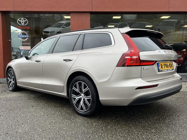Volvo V60 2.0 B3 Core AUT. | Auto Pilot | Carmera | Stoel/Stuurverw. | Keyless | Intellisafe