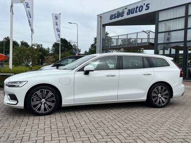 Volvo V60 2.0 T8 Twin Engine 390 pk AWD Inscription Panoramadak Trekhaak Leder Stoelverwarming Standkachel Led Koplampen Apple Carplay Android Auto NL Auto 1e Eigenaar Plug in Hybride BTW Auto