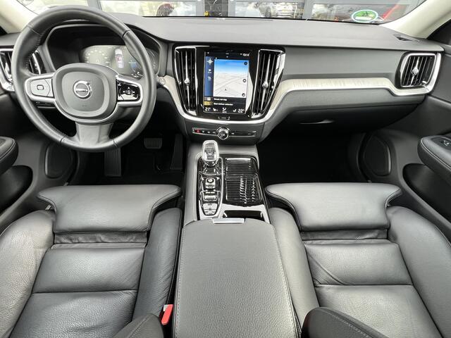 Volvo V60 2.0 T6 340 pk Twin Engine AWD Inscription Navigatie Sportstoelen Stoelverwarming Camera Elek. Bestuurderstoel Leder Trekhaak Dab Carplay NL Auto 1e Eigenaar Plug in Hybride BTW Auto