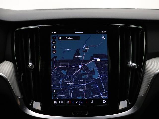 Volvo V60 T6 350pk AWD Plus Dark / 20 Inch / Stylingkit / Heico verlagingset / Elek stoelen / H&K Audio / 360 Camera / Sportstoelen.