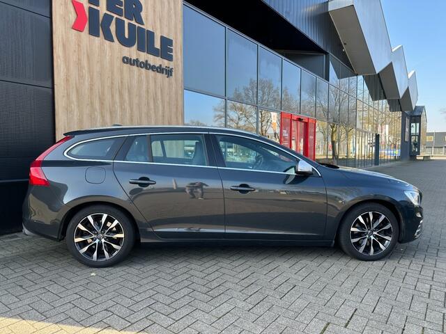 Volvo V60 2.0 T3 Nordic+ R-Design / dealer ond.