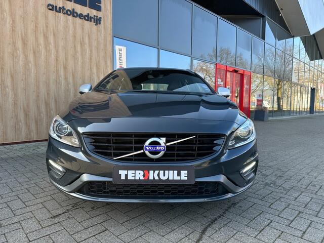 Volvo V60 2.0 T3 Nordic+ R-Design / dealer ond.