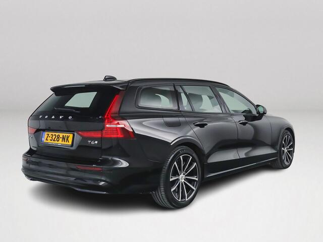 Volvo V60 T6 Aut. Plug-in hybrid AWD Plus Dark | 360º camera | Harman Kardon | Trekhaak | Panoramadak