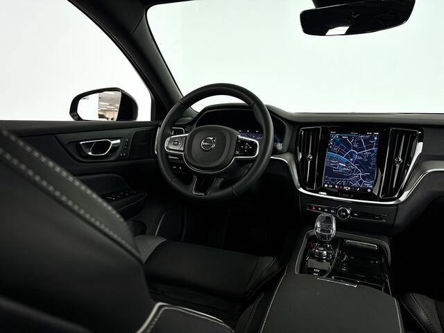 Volvo V60 T6 Aut. Plug-in hybrid AWD Plus Dark | 360º camera | Harman Kardon | Trekhaak | Panoramadak