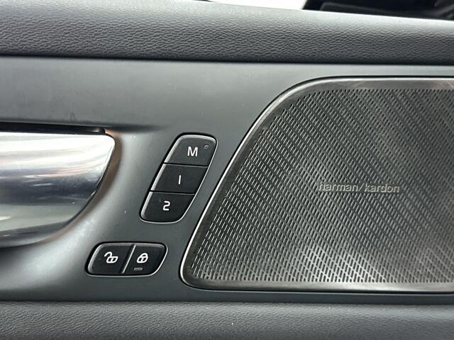 Volvo V60 T6 Aut. Plug-in hybrid AWD Plus Dark | 360º camera | Harman Kardon | Trekhaak | Panoramadak