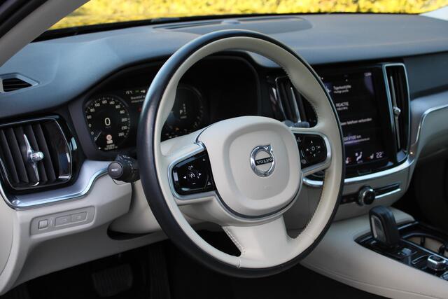 Volvo V60 2.0 T6 Recharge AWD R-Design | BLIS | STOEL+STUUR-VERW | 18'LMV | ACC | E-KLEP | CAM | NAVI | CLIMA | PDC |