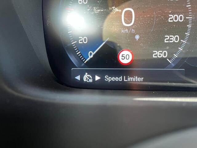 Volvo V60 T5 R-Design | Rijklaarprijs | Harman Kardon |
