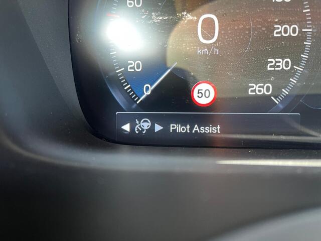 Volvo V60 T5 R-Design | Rijklaarprijs | Harman Kardon |