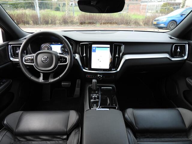 Volvo V60 2.0 T8 Recharge AWD R-Design LEER/CAMERA/H&K/TREKHAAK/19"LMV!