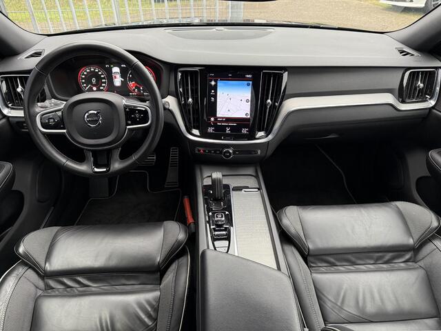 Volvo V60 2.0 B3 R-Design | Styling Pack | Adaptieve Cruise controle | Blis | Keyless Entry + Start | Memory stoelen | Sportstoelen |