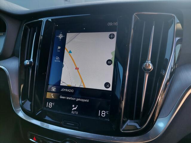Volvo V60 2.0 D3 AUTOMAAT Momentum 1e EIGENAAR CAMERA LEER NAVI CRUISE ECC
