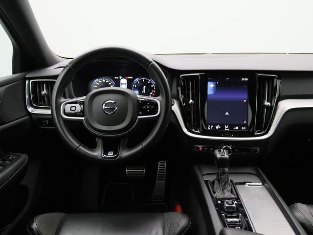 Volvo V60 2.0 T4 R-Design | Stoelverwarming | Stuurwielverwarming | Lederen Bekleding | Automatische achterklep
