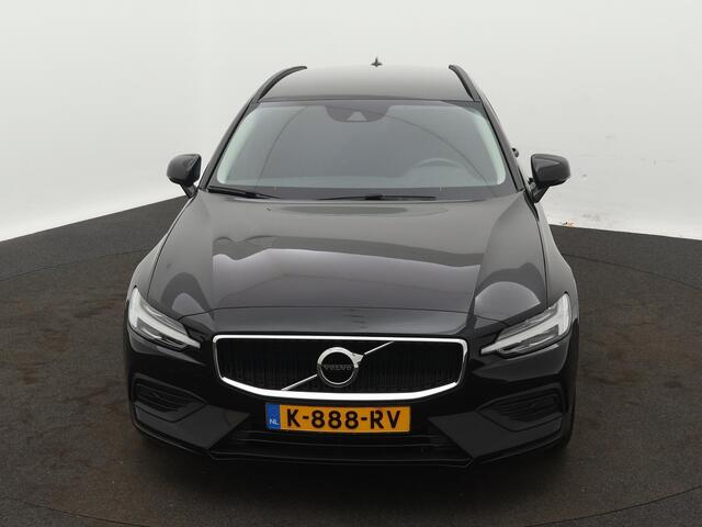 Volvo V60 2.0 B3 Momentum Advantage | Navigatie | Trekhaak | Camera