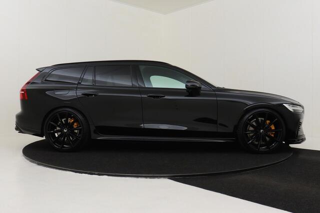 Volvo V60 T6 RECHARGE ULTRA DARK *HEICO BLACK EDITION BY VOLVO NIHAM* VOLLEDIG HEICO UITLAATSYSTEEM|HEICO BODIKIT|HEICO VOLUTION X|BOWERS&WILKINS|PANO.DAK|360°CAM