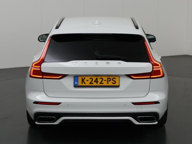Volvo V60 2.0 B3 R-Design | Lederen Bekleding | Stoel/Stuurwielverwarming | LED Koplampen | Elekt. verstelbare stoel met geheugen