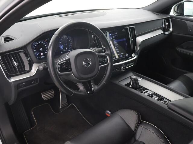 Volvo V60 2.0 B3 R-Design | Lederen Bekleding | Stoel/Stuurwielverwarming | LED Koplampen | Elekt. verstelbare stoel met geheugen