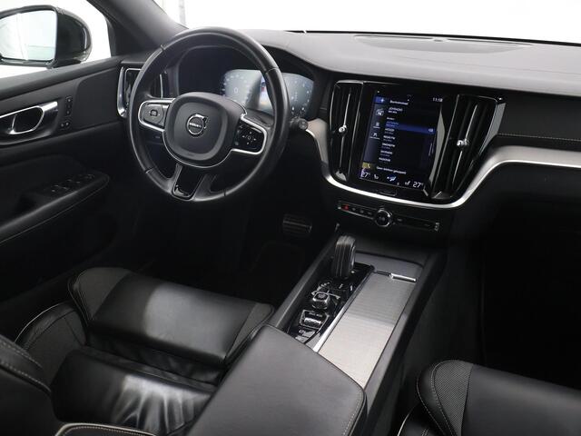 Volvo V60 2.0 B3 R-Design | Lederen Bekleding | Stoel/Stuurwielverwarming | LED Koplampen | Elekt. verstelbare stoel met geheugen