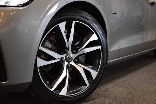 Volvo V60 2.0 T6 340pk AUT8 Twin Engine AWD R-Design Harman Kardon/ Stoelverw/ Donker glas/ Apple carplay