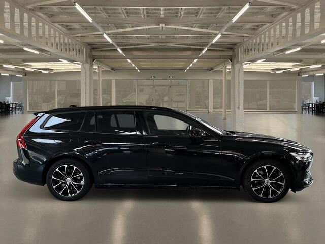 Volvo V60 2.0 B3 Momentum PDC voor+achter, trekhaak, camera achter, navigatie...
