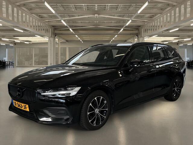 Volvo V60 2.0 B3 Momentum PDC voor+achter, trekhaak, camera achter, navigatie...