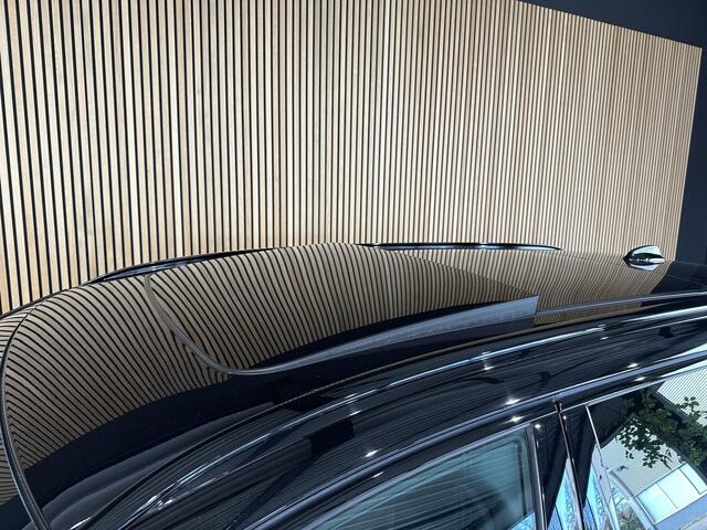 Volvo V60 2.0 T6 Recharge AWD R-Design Schuif kantel dak | 360 camera | Lederen bekleding | Trekhaak