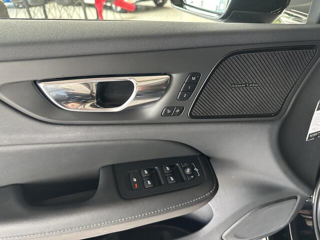 Volvo V60 2.0 T6 Recharge AWD R-Design Schuif kantel dak | 360 camera | Lederen bekleding | Trekhaak